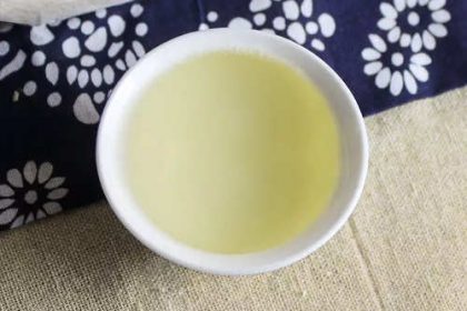 Té Blanco Agujas de Plata Prensado